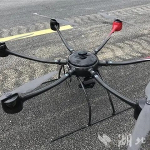 黃石特警啟用科衛泰無人機巡堤：落雨不怕，大風也不怕，最遠能飛10公里 ...