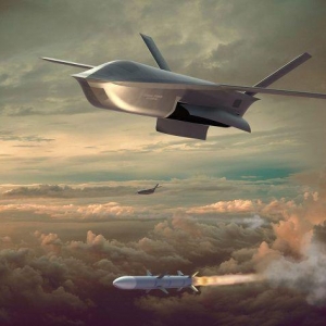 美國展示另一種未來空戰：發射自帶導彈的小型無人機