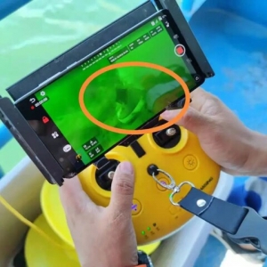 六盤水客船側翻事故救援繼續，采用水下無人機等設備下水搜尋 ... ...