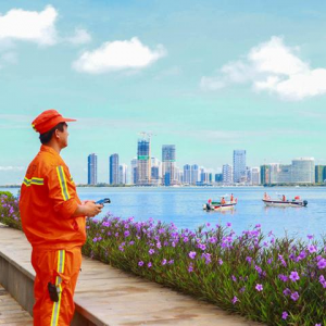 海南海口：無人機巡查助力海上垃圾分類