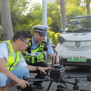 廣西首臺(tái)5G+網(wǎng)聯(lián)無(wú)人機(jī)助力北海交通