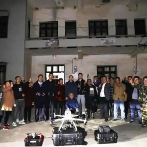 八旬老人山中失聯(lián)，湖南公安派出警用無(wú)人機(jī)成功搜救