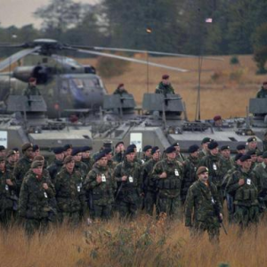 放出戰(zhàn)略大招 烏克蘭軍隊(duì)大膽測(cè)試無人機(jī) 引發(fā)俄軍向邊境集結(jié) ...